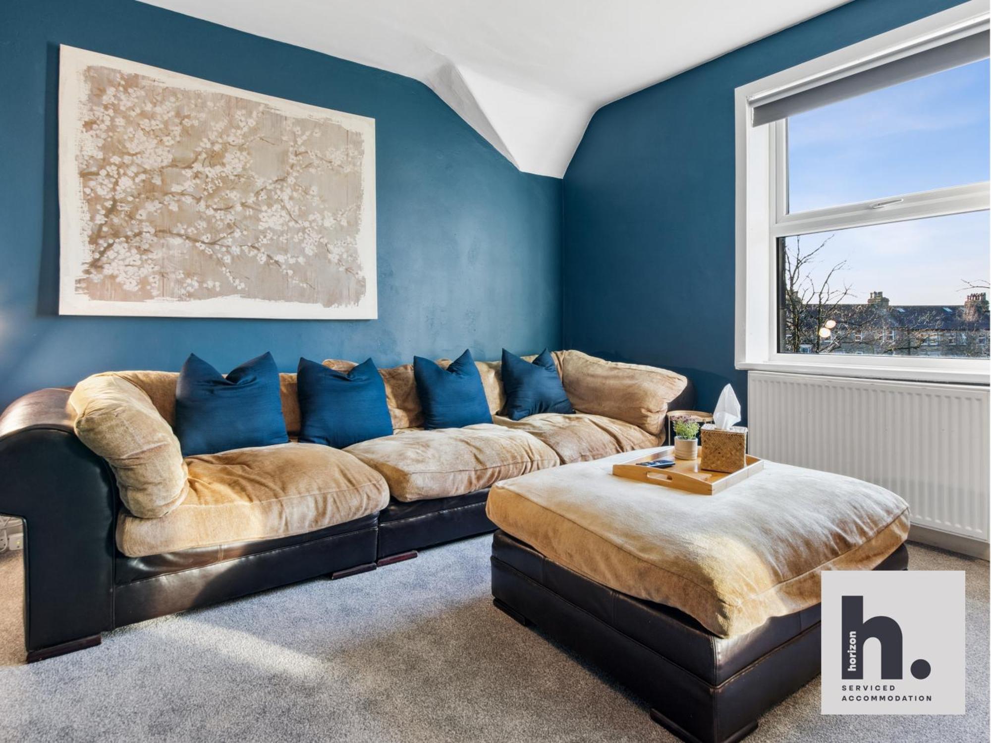 Free Parking - Penthouse - Business Stays - Relocating - St 해러게이트 외부 사진